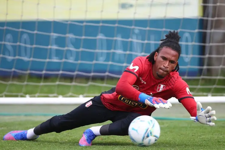 Gallese confía en llevar a Perú al Mundial