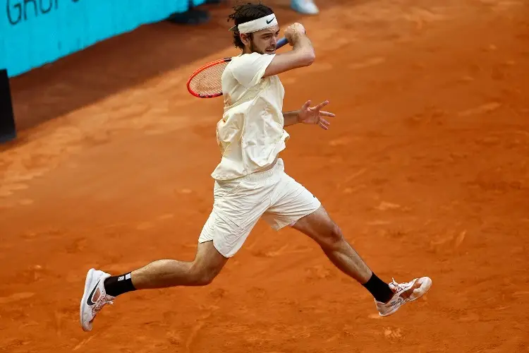 Taylor Fritz va a octavos por primera vez en Madrid