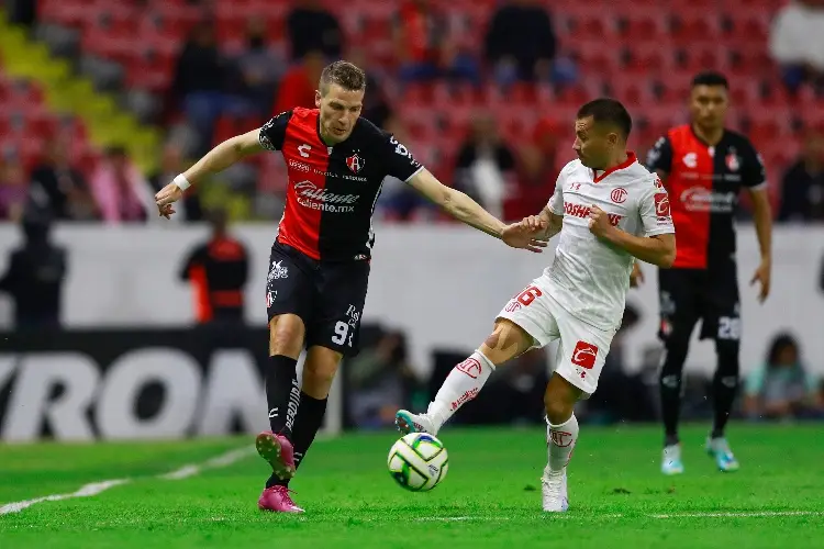 Benjamín Mora acepta que Atlas extrañará a Julio Furch