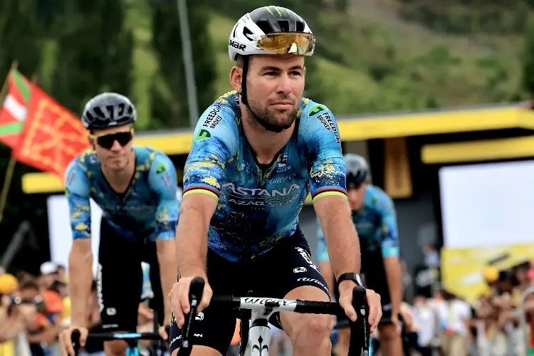 Lutsenko y Bol rodearán a Cavendish en el Tour Colombia