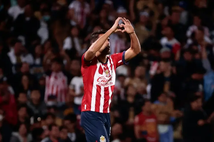 Chivas envía a uno de sus delanteros a la MLS