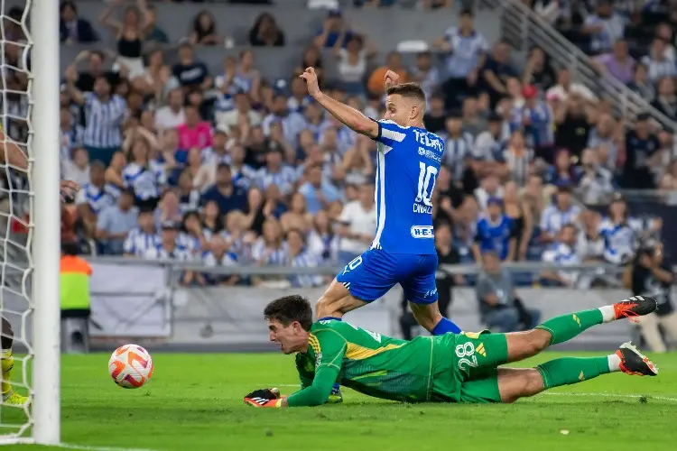 Rayados quiere la remontada ante un Cruz Azul de ensueño