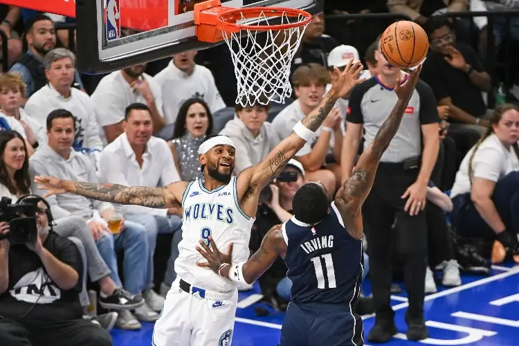 NBA: Doncic e Irving golpean primero a los Wolves
