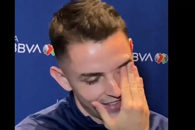 Fidalgo se ríe al preguntarle sobre una oferta del Real Madrid (VIDEO)