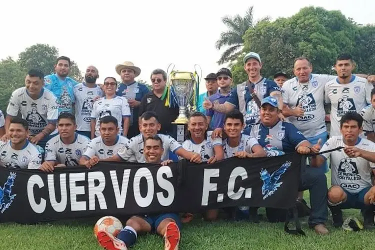 Cuervos FC campeón en la Oropeza
