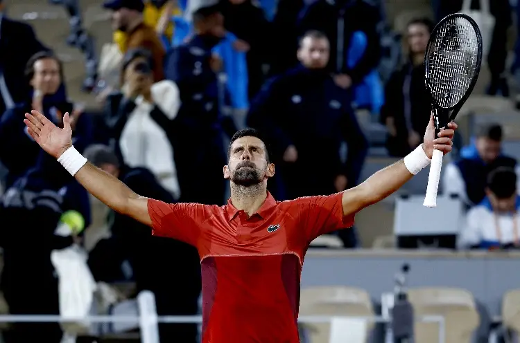 Djokovic avanza de ronda en Roland Garros