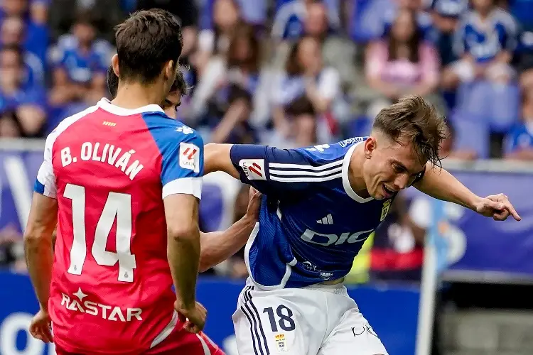 Real Oviedo de Grupo Pachuca pone un pie en la Primera División de España 