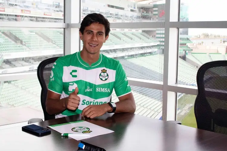 Oficial: José Juan Macías es nuevo futbolista de Santos Laguna 