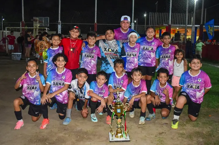 Deportivo Xana se corona en la Super Liga Infantil