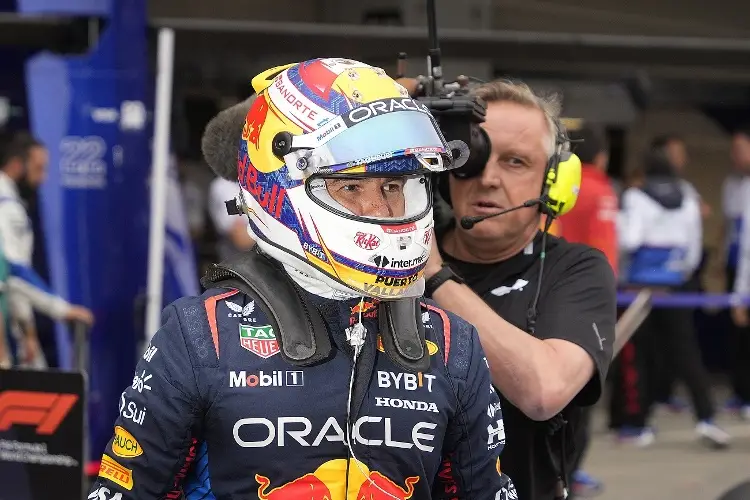 'Checo' Pérez iniciará octavo en el GP de Austria, Verstappen tiene la Pole Position 