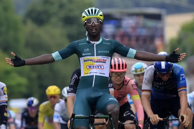 Tour de France : Girmay entre dans l’histoire, Pogacar reste leader |  Sports XEU