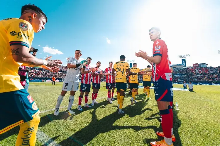 ¡América debuta en el torneo con derrota ante San Luis!