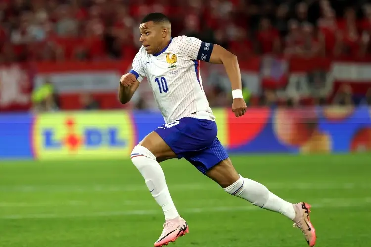 Mbappé es el futbolista más rápido de la Eurocopa  