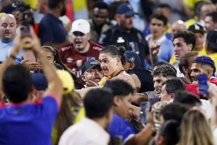 Conmebol abre expediente para aclarar pelea entre jugadores y afición