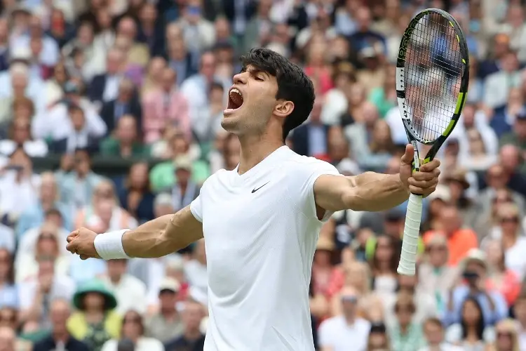 Alcaraz se instala en la Final de Wimbledon tras superar a Medvedev 