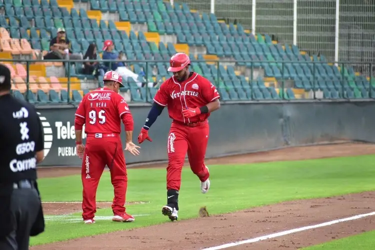 El Águila se queda con la serie frente a Pericos