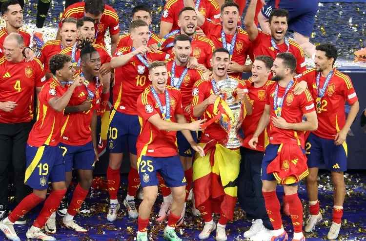 Equipo ideal de la Euro plagado de españoles