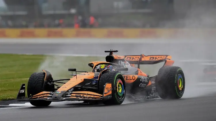 RedBull sospecha que McLaren está haciendo trampa