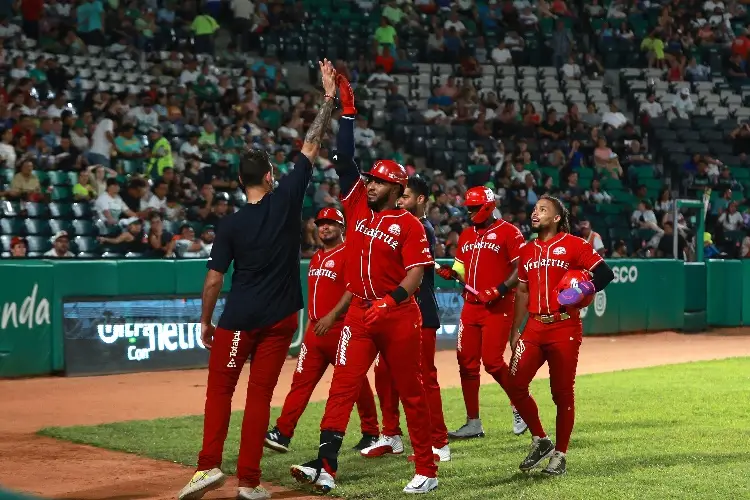 El Águila gana el primero a Olmecas y mantiene ilusión de playoffs