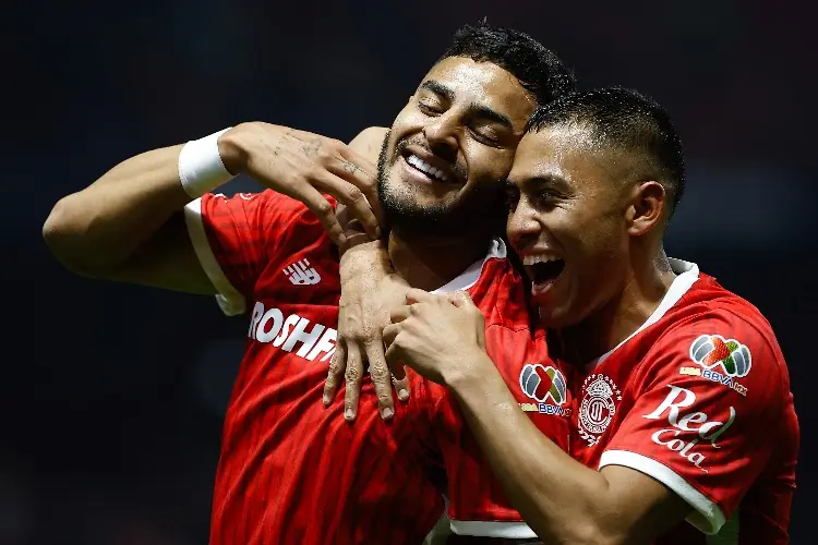 Toluca golea a Mazatlán en el 'Infierno'