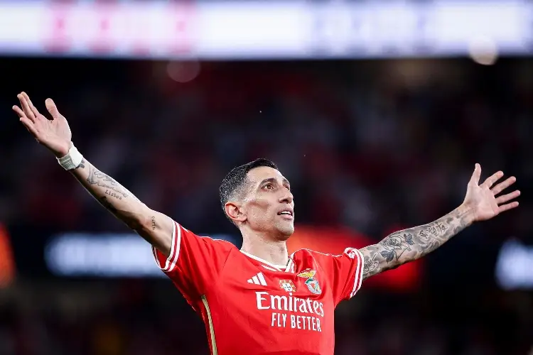 Ángel Di María se queda en Benfica, no jugará en Argentina