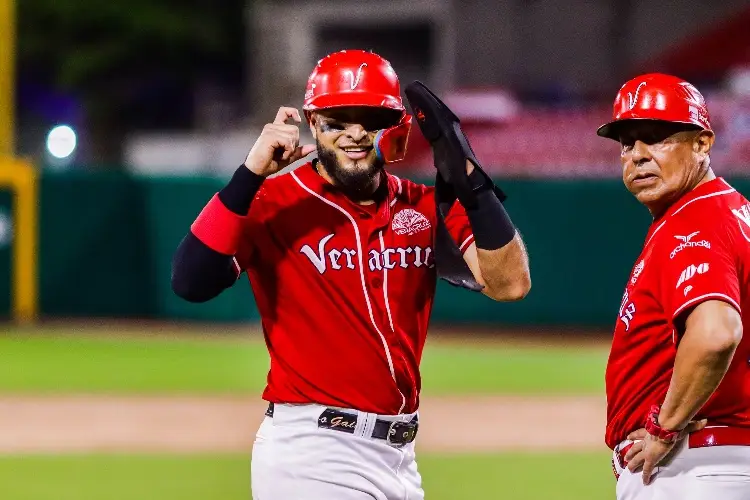 El Águila de Veracruz le pega a Leones en el primero de la serie