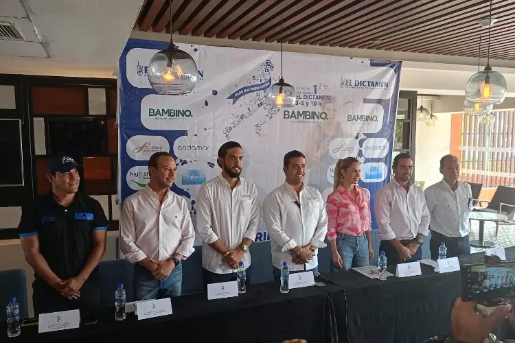 Presentan Carrera El Dictamen en su 126 aniversario