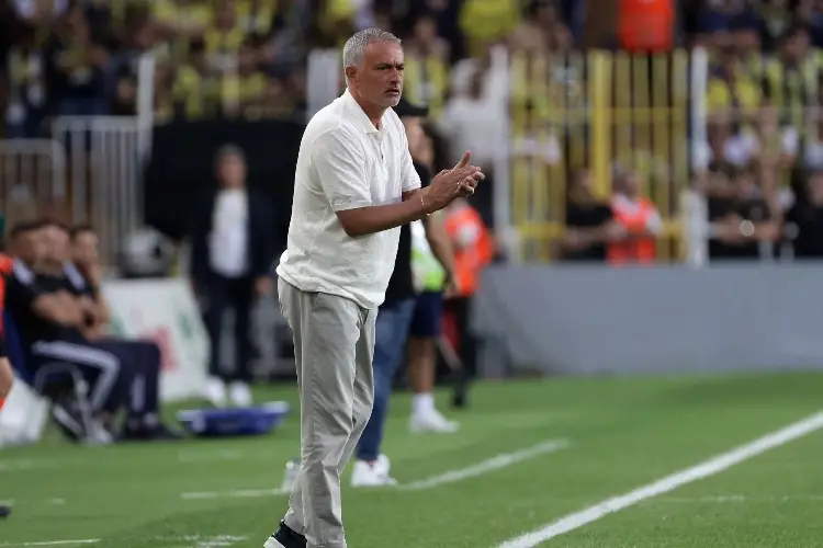 Mourinho and Fenerbahce closer to #FootballChampionsLeague group stage