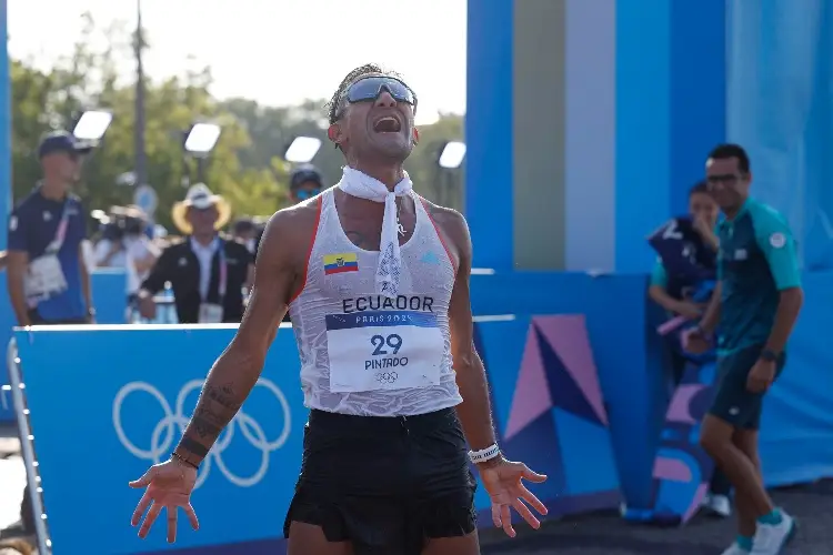 París 2024: Ecuatoriano gana medalla de Oro y celebra como Cristiano Ronaldo (VIDEO)