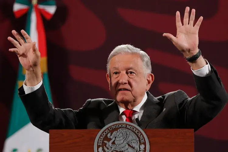 AMLO felicita a Marco Verde tras ganar medalla de plata en París 2024