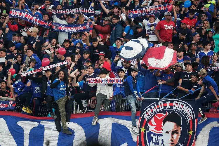 La violencia apaga los colores del Superclásico de Chile