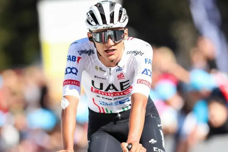 Mexicano Isaac del Toro a la Vuelta de España 2024 con el UAE Team Emirates