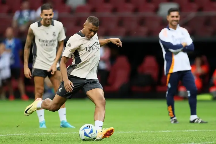 Mbappé va por su primer título con el Real Madrid