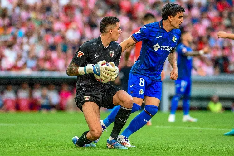 DT del Athletic llena de elogios al mexicano Alex Padilla tras debut