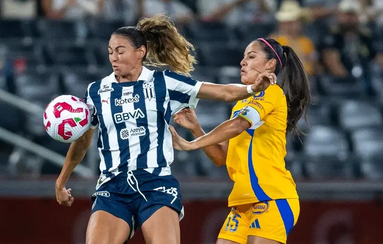 Rayadas se adueñan de la Liga MX Femenil