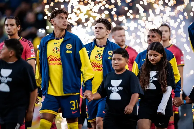 Lichnovsky se disculpa por fallar penal que eliminó al América