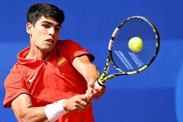 Carlos Alcaraz vuelve a perder contra Novak Djokovic