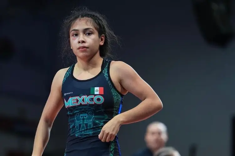 Mexicana gana medalla en el Mundial de Lucha