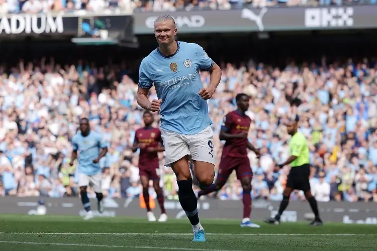 Un triplete de Haaland lleva al Manchester City a la victoria