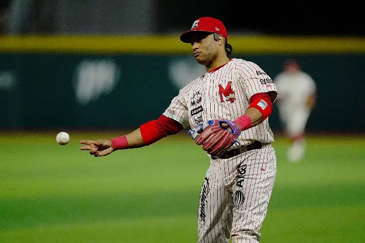 Robinson Canó, a sus 41 años brilla con los Diablos Rojos