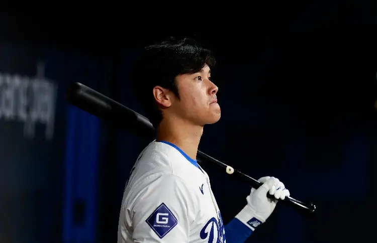 La pelea por la pelota del 50-50 de Ohtani (VIDEO)