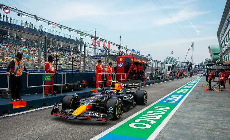 'Checo' Pérez termina en el sitio 15 de la última práctica libre en Singapur 