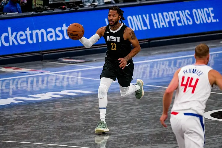 Derrick Rose anuncia su retiro de la NBA