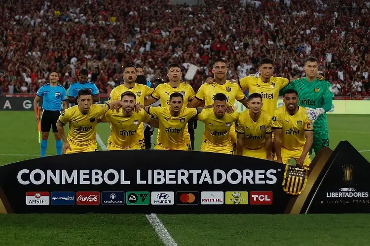 Ex de la Liga MX logran histórica victoria y meten a Peñarol en Semifinales de la Copa América