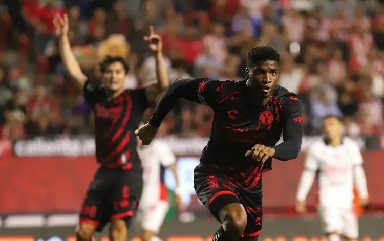 Xolos acaba con su mala racha y vence a Mazatlán 