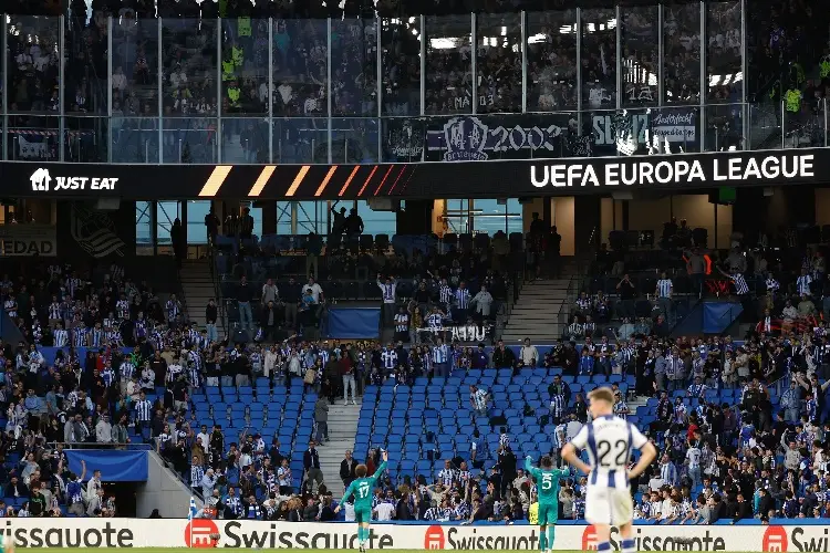 Cinco detenidos por bronca en las gradas en juego de Europa League (VIDEO)