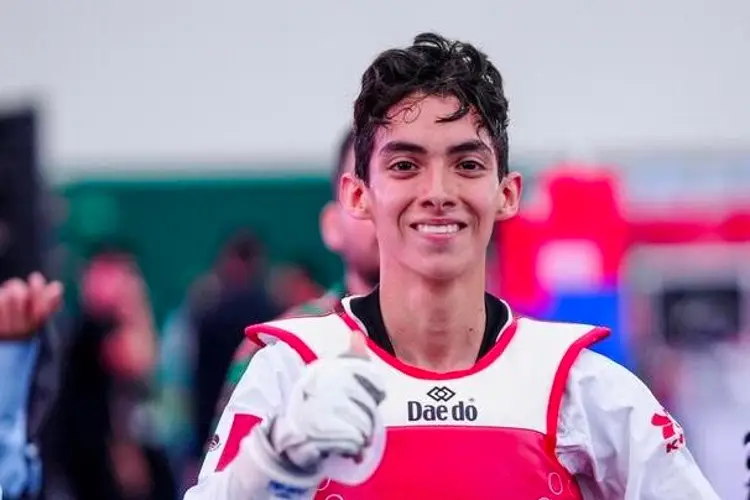 Mexicano Jorge Rodríguez se consagra subcampeón mundial de Taekwondo 