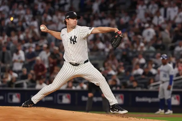 MLB: Los Yankees tropiezan ante unos valientes Reales de Kansas City en la Serie Divisional