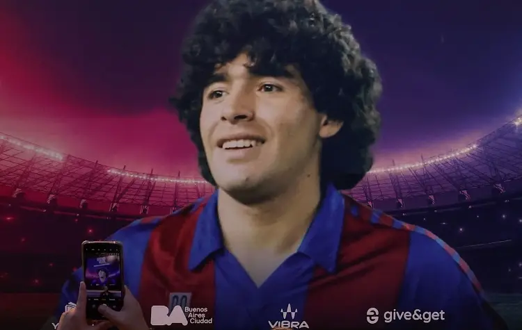 Maradona está de regreso en Barcelona (VIDEO)