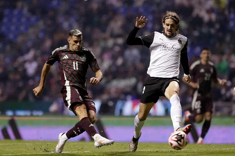 México no pudo con los suplentes del Valencia